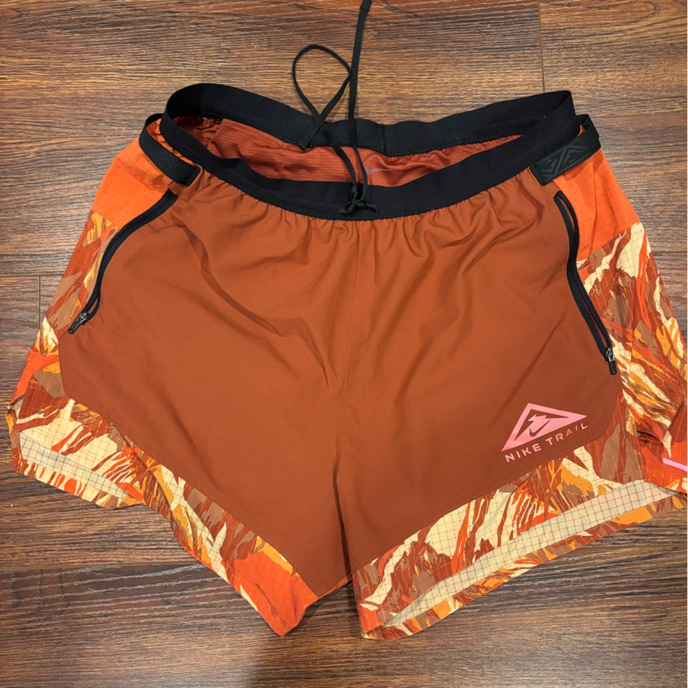 Men’s Nike Trail Dri Fit Running Shorts. Size L.